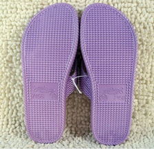 居家、情侶與浴室涼拖鞋批發的市場機遇——以7158服裝批發為例